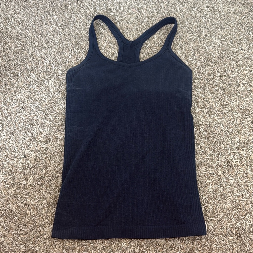 Lululemon ebb street tank